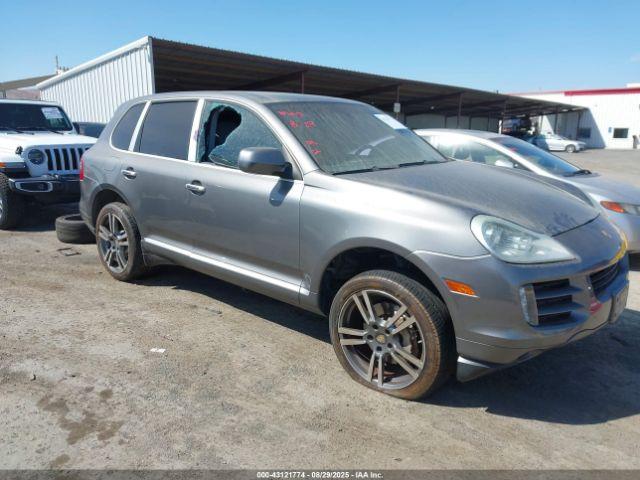  Salvage Porsche Cayenne