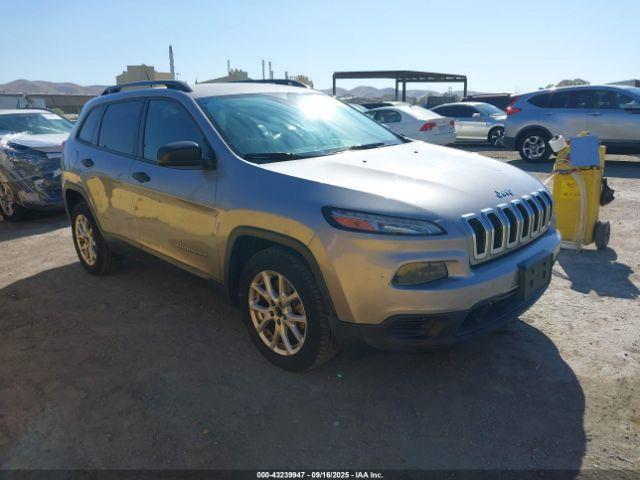  Salvage Jeep Cherokee