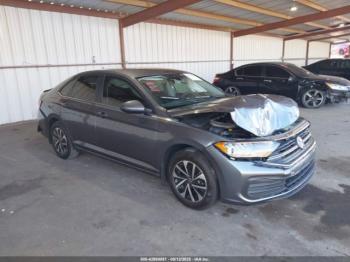  Salvage Volkswagen Jetta
