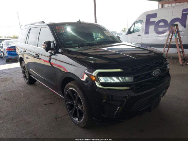  Salvage Ford Expedition