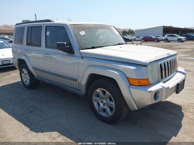  Salvage Jeep Commander