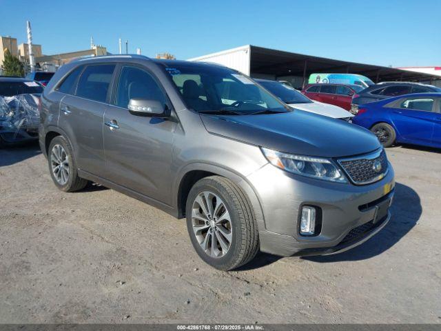  Salvage Kia Sorento