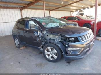  Salvage Jeep Compass