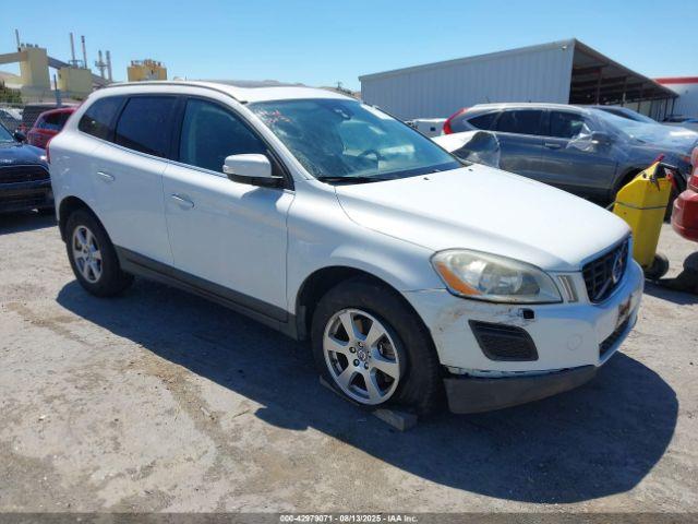  Salvage Volvo XC60