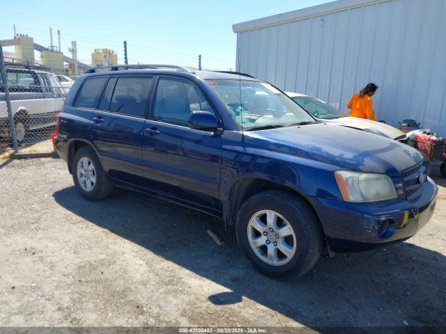  Salvage Toyota Highlander