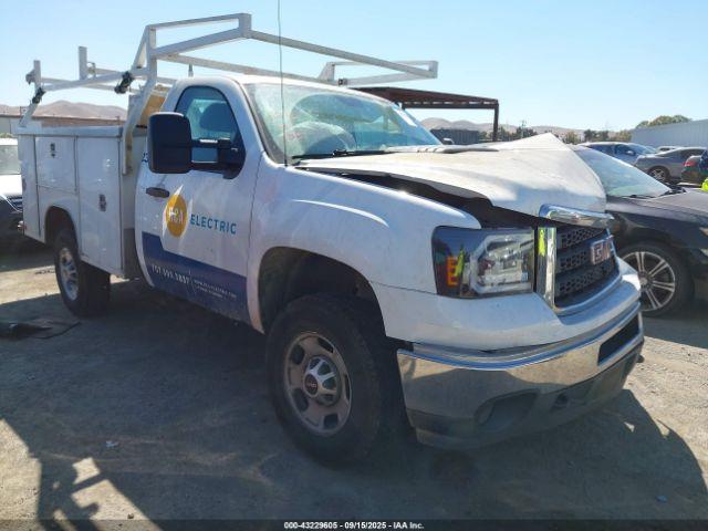  Salvage GMC Sierra 2500