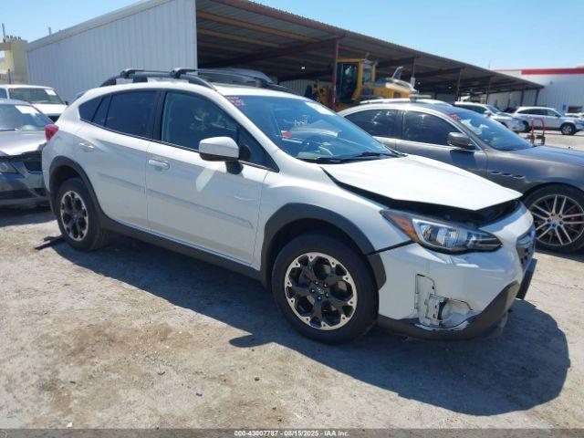  Salvage Subaru Crosstrek