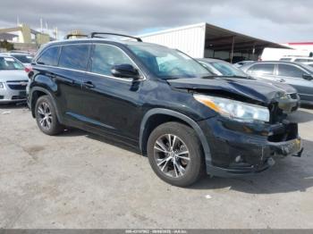  Salvage Toyota Highlander