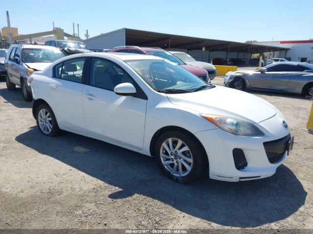  Salvage Mazda Mazda3