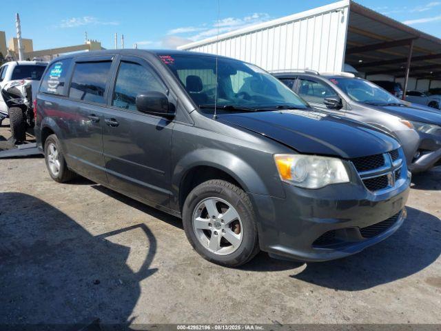  Salvage Dodge Grand Caravan