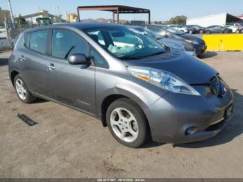  Salvage Nissan LEAF