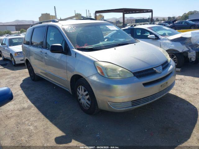  Salvage Toyota Sienna
