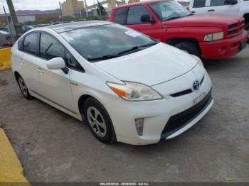  Salvage Toyota Prius