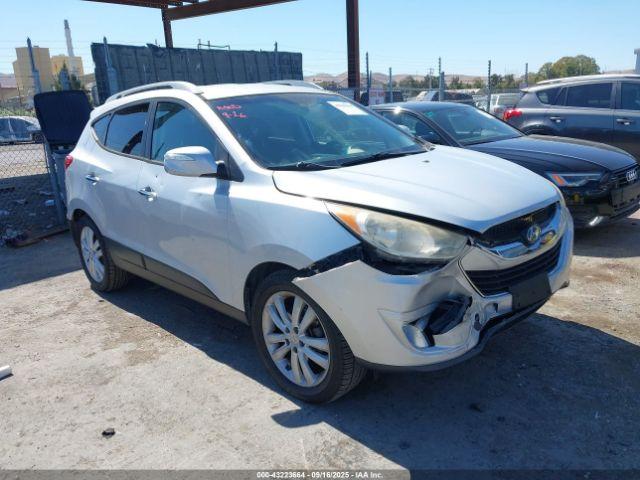  Salvage Hyundai TUCSON