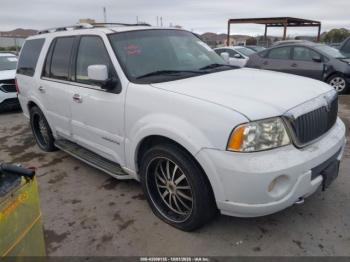  Salvage Lincoln Navigator
