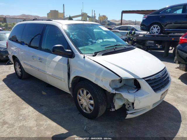  Salvage Chrysler Town & Country