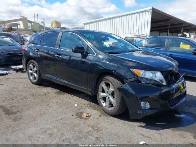  Salvage Toyota Venza