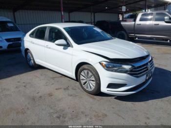  Salvage Volkswagen Jetta