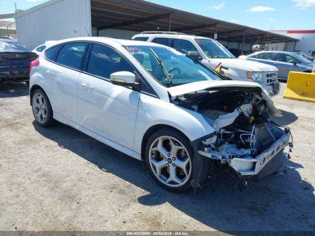  Salvage Ford Focus St