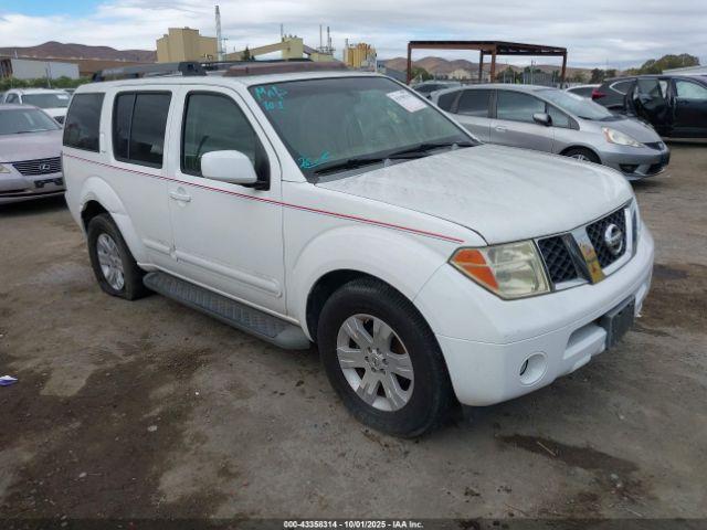  Salvage Nissan Pathfinder