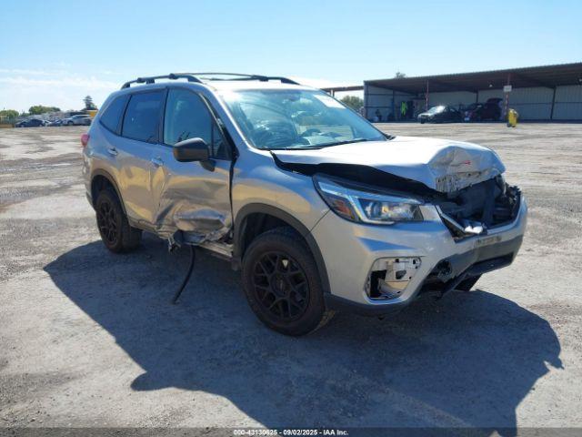  Salvage Subaru Forester