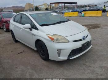  Salvage Toyota Prius