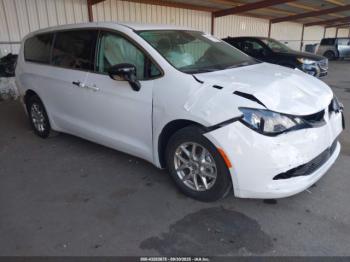  Salvage Chrysler Voyager