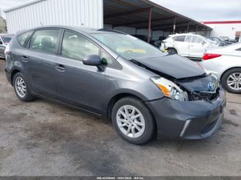  Salvage Toyota Prius v