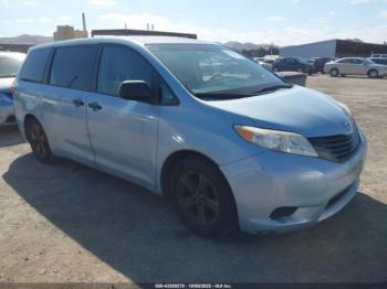  Salvage Toyota Sienna