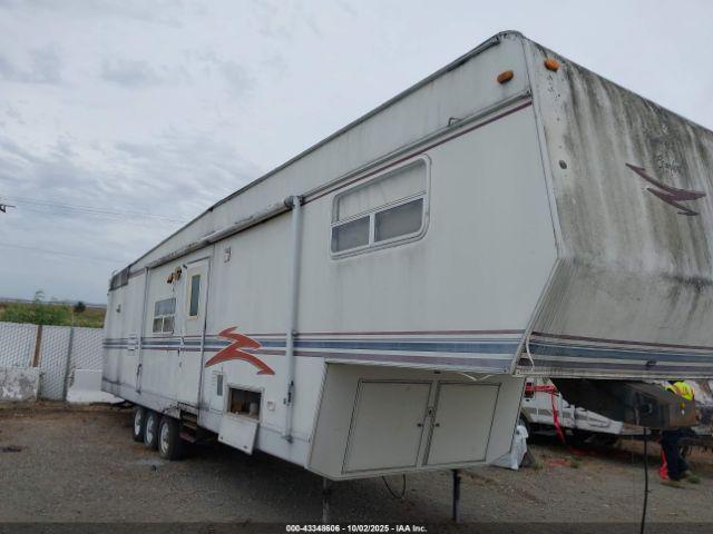  Salvage Komfort Trailer