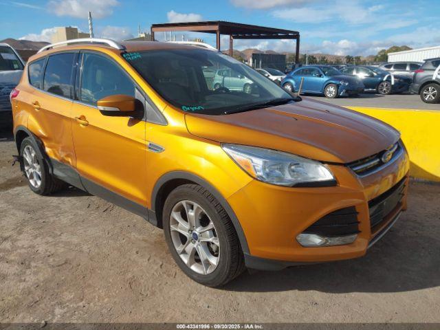  Salvage Ford Escape