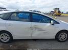 Toyota Prius v Two Image 13