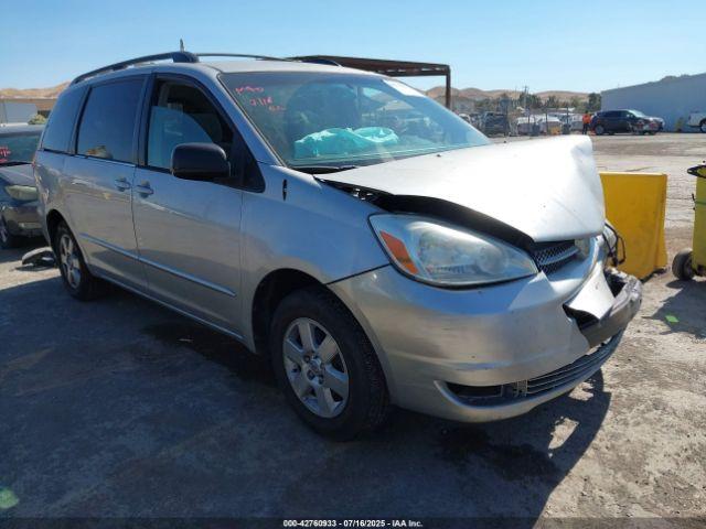  Salvage Toyota Sienna