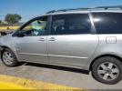Toyota Sienna Le Image 4
