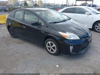  Salvage Toyota Prius