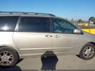 Toyota Sienna Xle Image 4