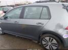 Volkswagen e-Golf Se Image 11