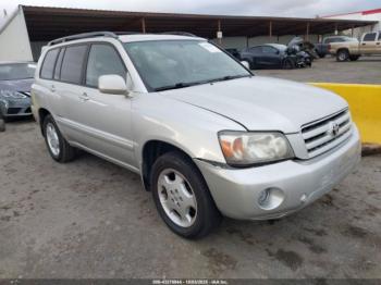  Salvage Toyota Highlander