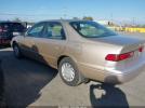 Toyota Camry Le Image 3