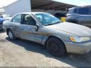 Toyota Camry Le Image 4