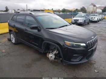  Salvage Jeep Cherokee