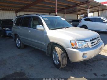  Salvage Toyota Highlander