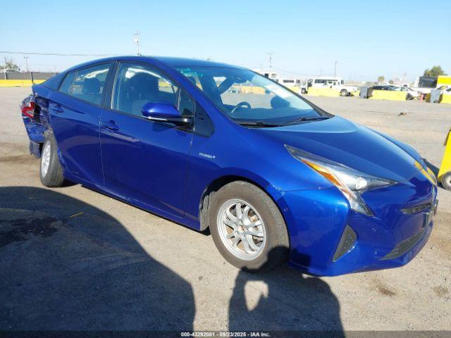  Salvage Toyota Prius