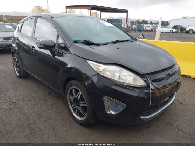  Salvage Ford Fiesta