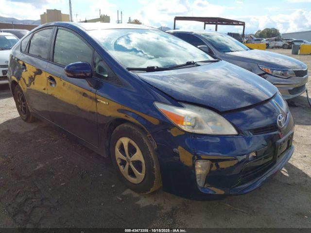  Salvage Toyota Prius