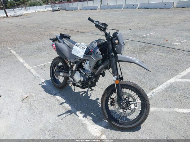 Salvage Kawasaki Klx300