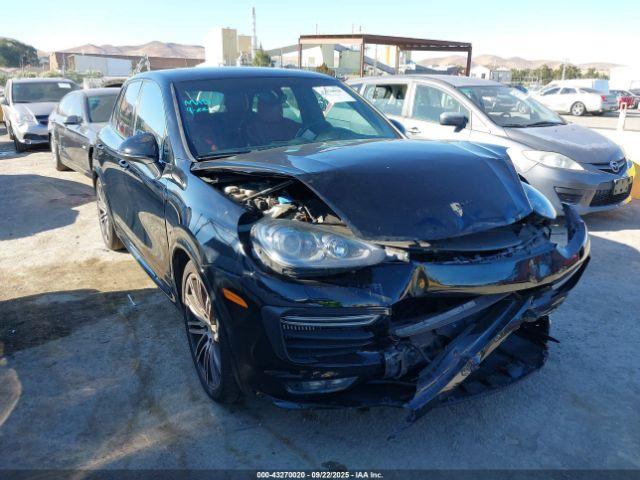  Salvage Porsche Cayenne