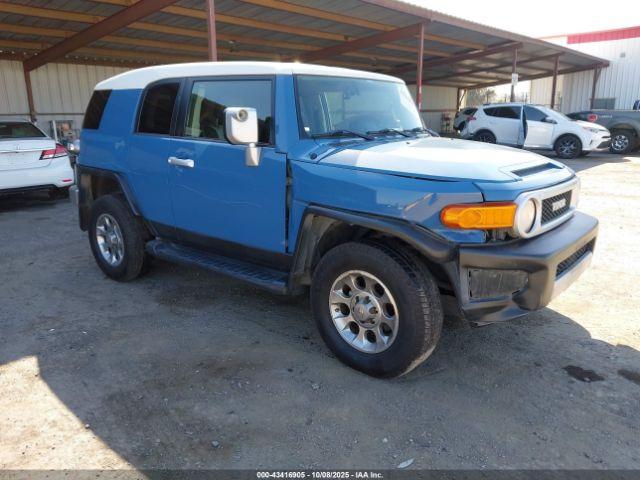  Salvage Toyota FJ Cruiser