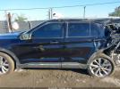 Ford Explorer Platinum Image 12