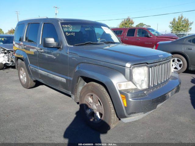  Salvage Jeep Liberty